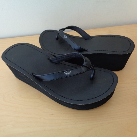 roxy platform flip flops